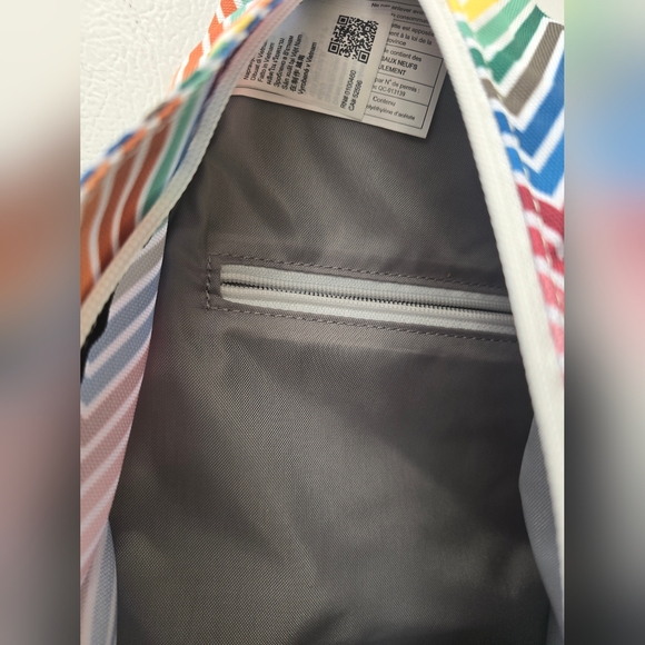 Kavu Rope Sling Bag in Side Step Rainbow Chevron - Picture 4 of 5